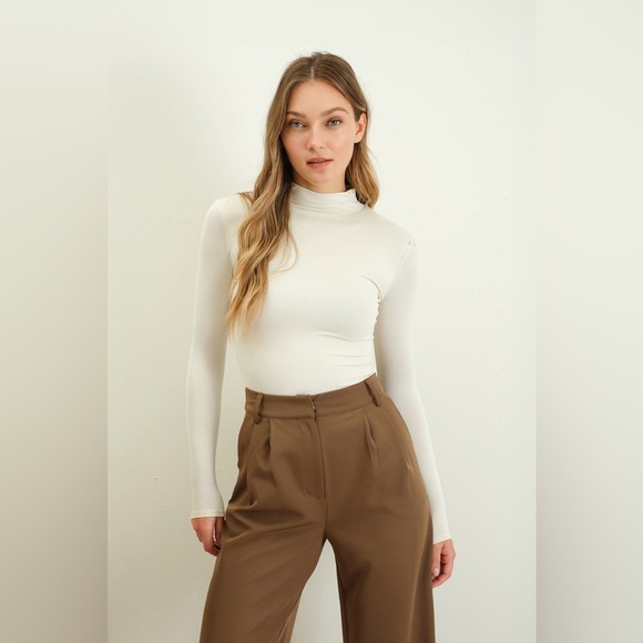 779. LAST 1! Cream Pullover Top Sexy Long Sleeve Mock Neck Solid - Picture 2 of 4